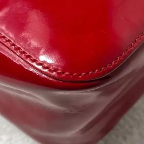 Authentic Gucci Bright Red Leather Handbag - bamboo line, very good condition ❤️ - Picture 7 of 12